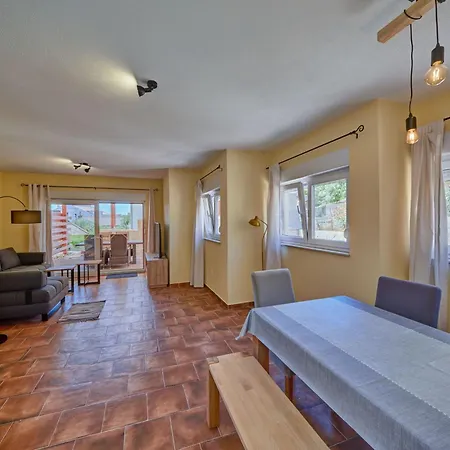 Anovi 2 - 2-schlafzimmer-haus By Interhome Τρογκίρ